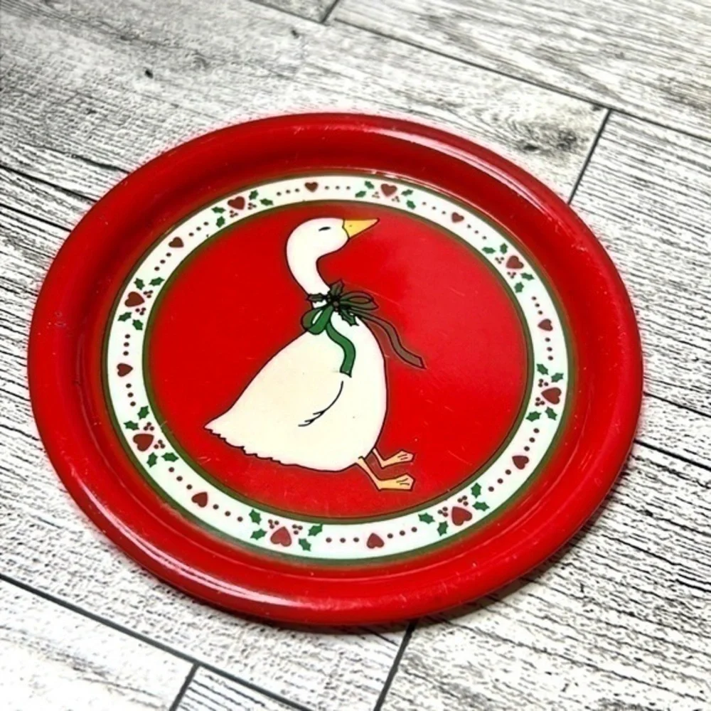 Vintage Aluminum Tin Christmas Geese Coaster Set (8)